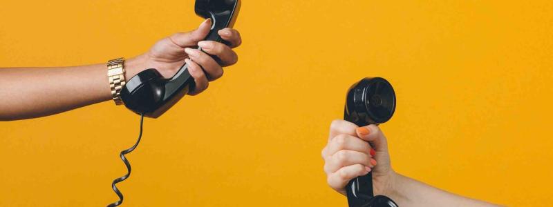 Empresa de Telefonia deve indenizar consumidores