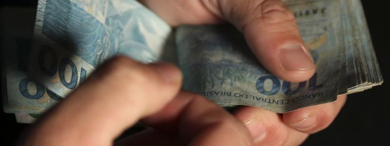 Câmara aprova indenização a consumidor negativado indevidamente