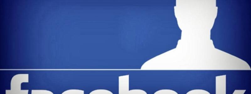 Rede social deverá indenizar usuária por manter perfil falso