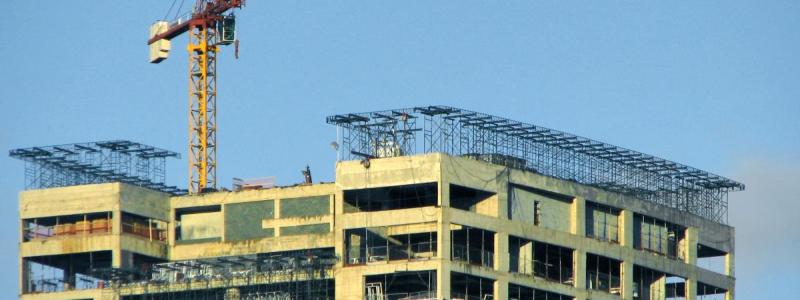 Construtora é condenada por atraso na entrega de imóvel