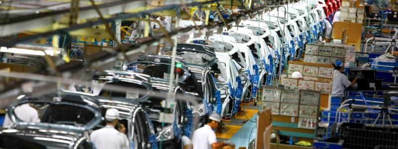 Projeto proíbe carros de modelos do ano seguinte à venda antes de setembro