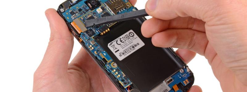 Consumidor será indenizado em R$ 15 mil por defeito em celular