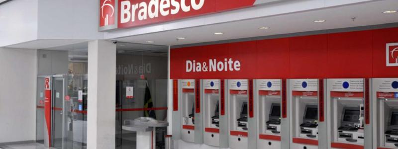 Gerente bancário ilegalmente investigado por banco será indenizado