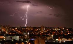 Danos ocasionados por sobrecarga elétrica