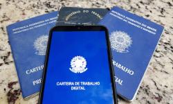 Anotação irregular em CTPS gera indenização