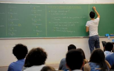 Escola é condenada por uso indevido de imagem de aluna