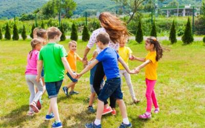 Mãe social, pressionada a não ter filhos, será indenizada