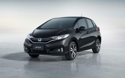 Automóvel irregular comprado em concessionária gera dever de indenizar