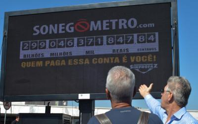 R$ 300 bilhões em tributos já sonegados em 2013