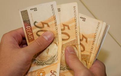 Exoneração de pensão alimentícia: ex-marido é liberado após 18 anos