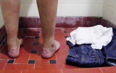 Trabalhador que ficava de cuecas teve indenização aumentada