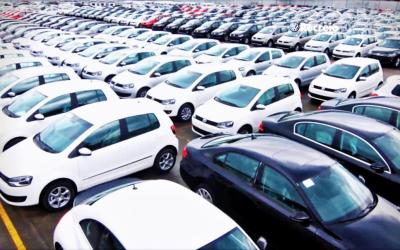 Vendedores deverão informar valor de tributos e situação de regularidade de veículos